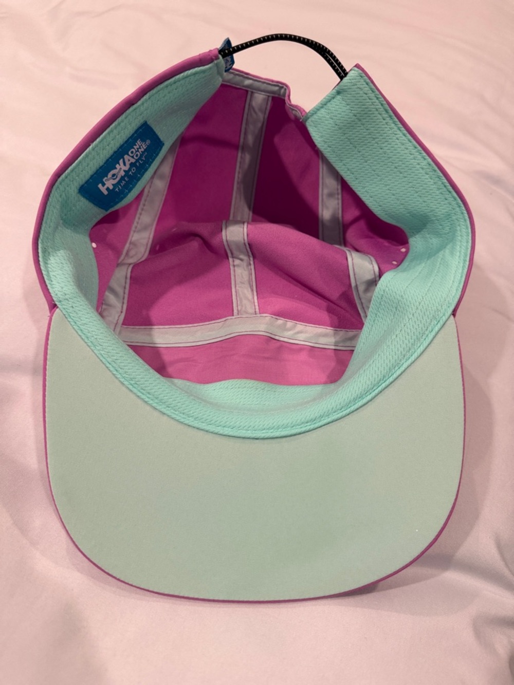 Hoka trail running Pink cap with Yellow Logo - Picture 2 of 5